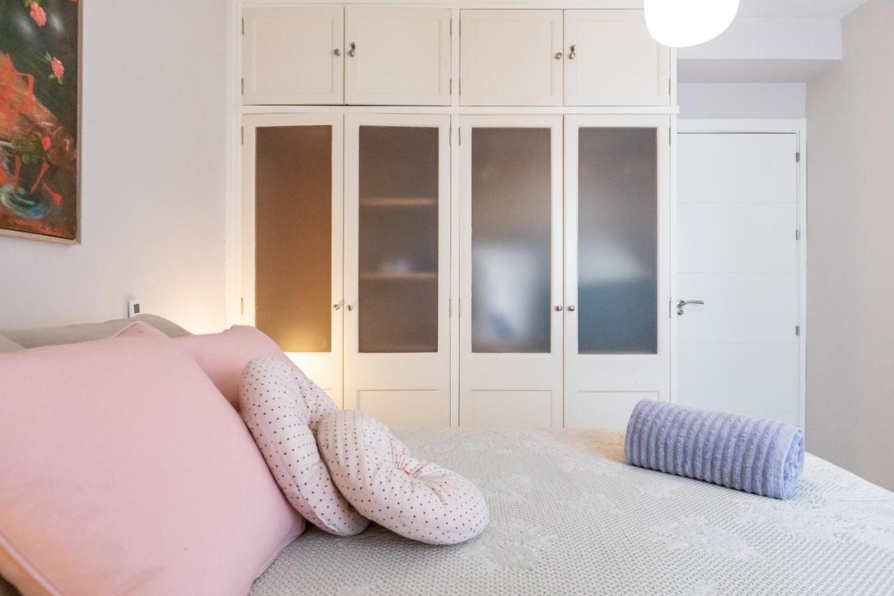 Apartamento Desde El Cielo De Triana Apartment เซบีญา ภายนอก รูปภาพ