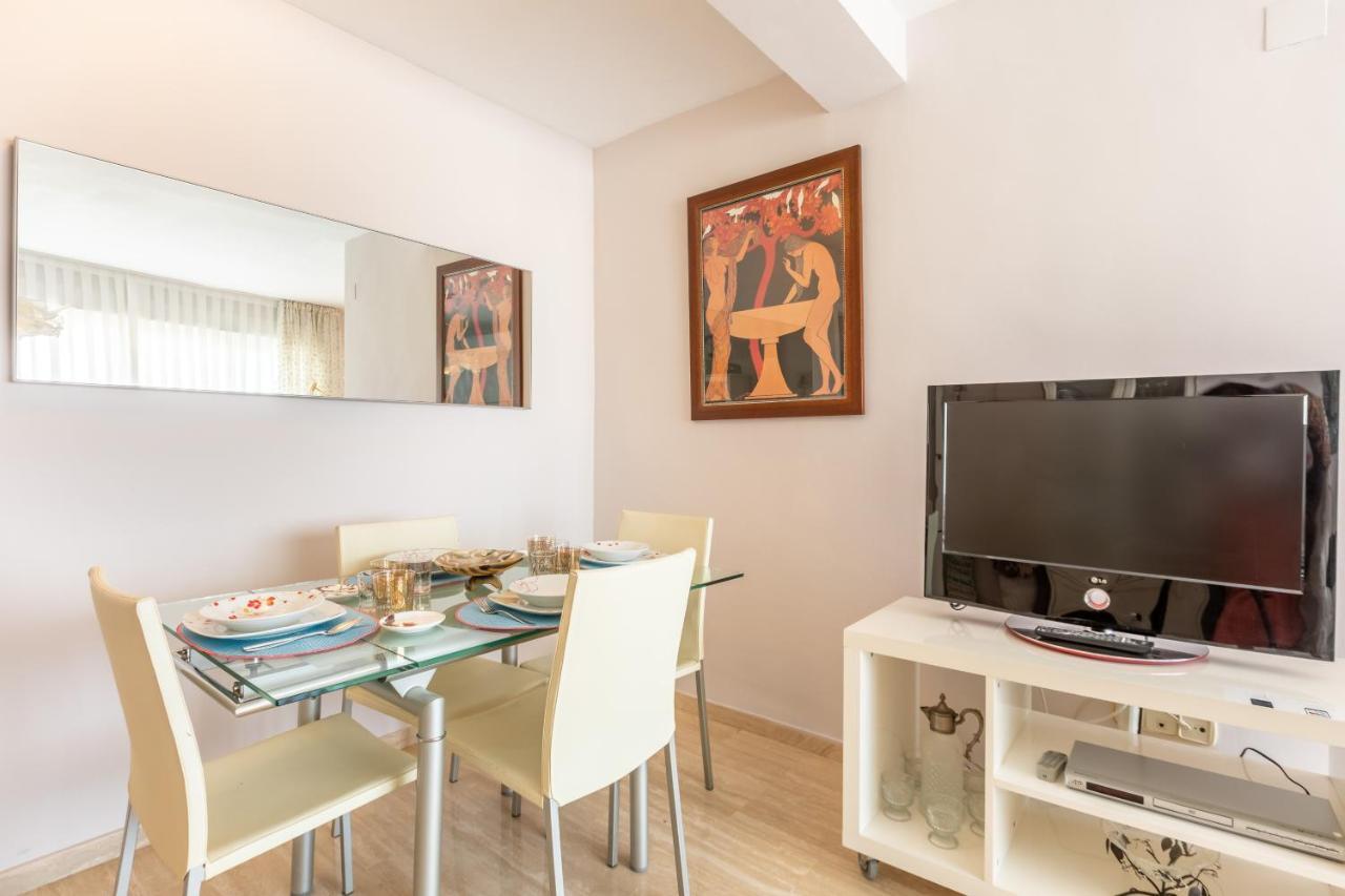 Apartamento Desde El Cielo De Triana Apartment เซบีญา ภายนอก รูปภาพ